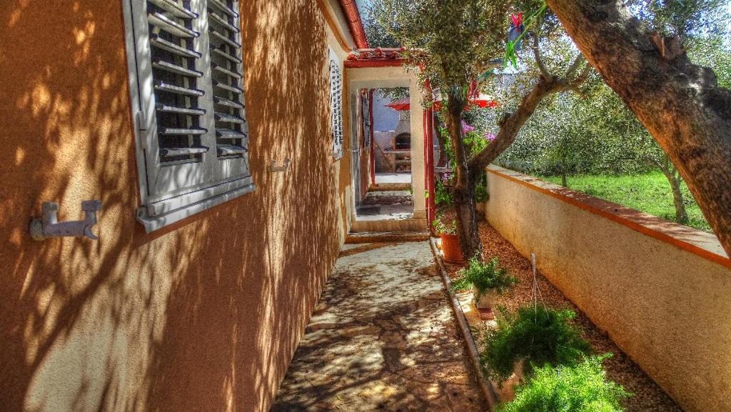 Studio Apartman I Mali Apartman Vir Eksteriør billede